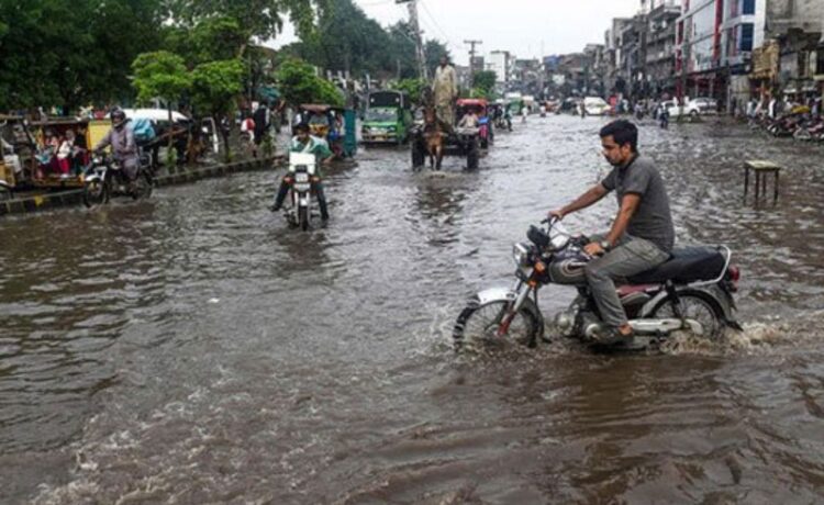 PMD warns Heavy Rain in Karachi
