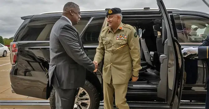 COAS Bajwa trip to the US for improving relations